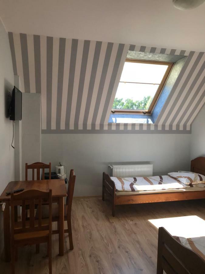 Pokoje Goscinne Magdalena Dziwnowek Bagian luar foto